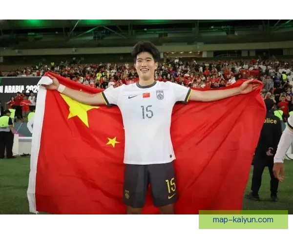 亚运会足球赛最佳球员表现稳健，赛场发挥备受期待